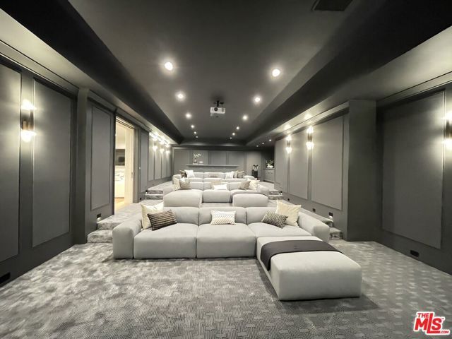 12730 Hanover Street, Los Angeles, CA 90049