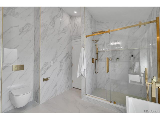 6835 W Polk Ave, Littleton, CO 80123