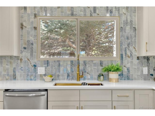 6835 W Polk Ave, Littleton, CO 80123