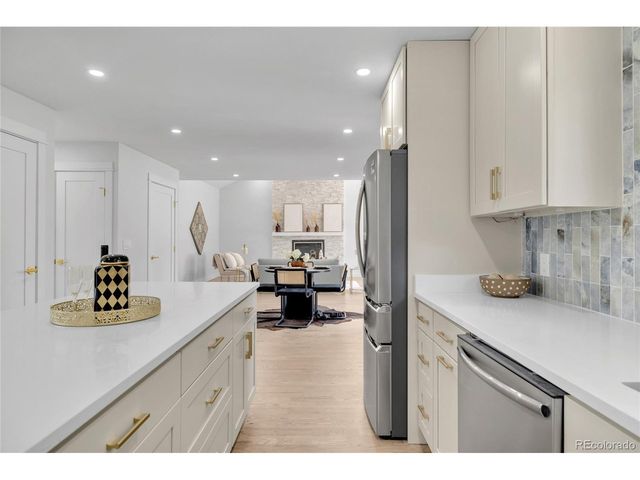 6835 W Polk Ave, Littleton, CO 80123