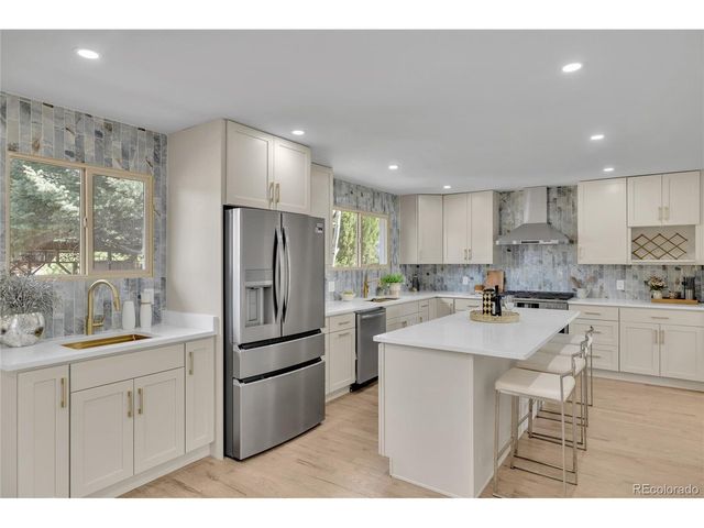 6835 W Polk Ave, Littleton, CO 80123