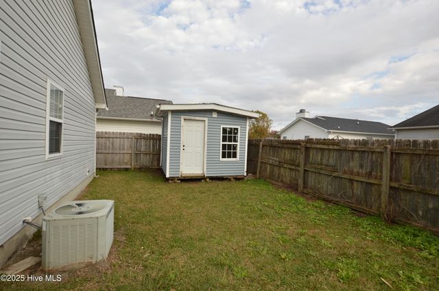 2048 Derby Run Road, Jacksonville, NC 28546