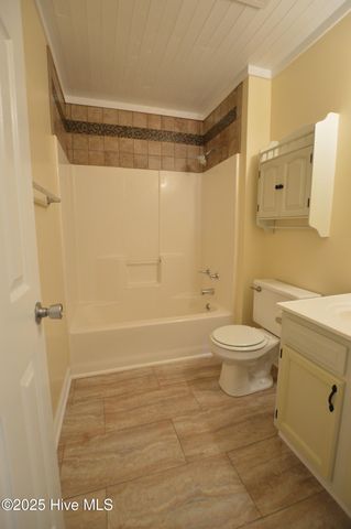 2048 Derby Run Road, Jacksonville, NC 28546