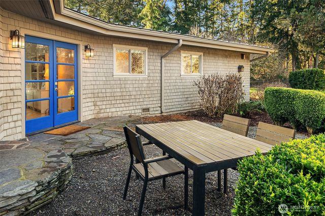 11918 SW 236th St, Vashon, WA 98070