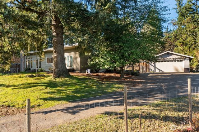 11918 SW 236th St, Vashon, WA 98070