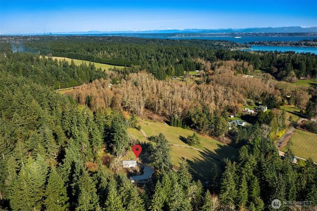 11918 SW 236th St, Vashon, WA 98070