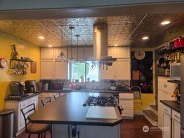 407 S 1st Street, Roslyn, WA 98941