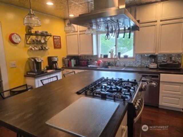 407 S 1st Street, Roslyn, WA 98941