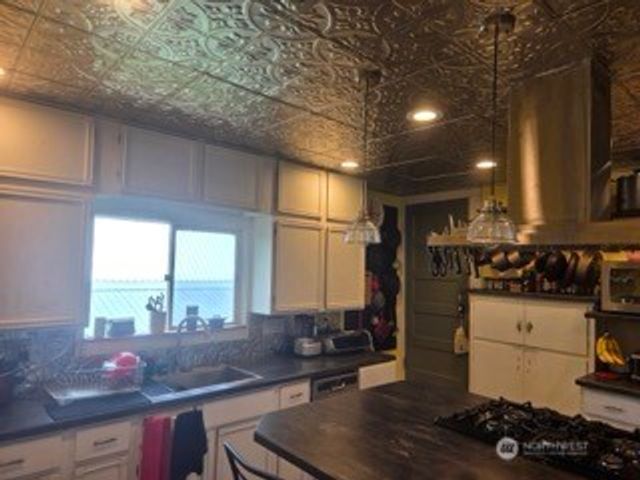 407 S 1st Street, Roslyn, WA 98941