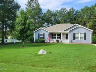 108 Forest Island Avenue, Smithfield, NC 27577