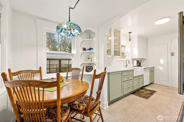 121 N Finch Creek Road, Hoodsport, WA 98548