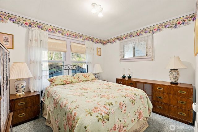 121 N Finch Creek Road, Hoodsport, WA 98548