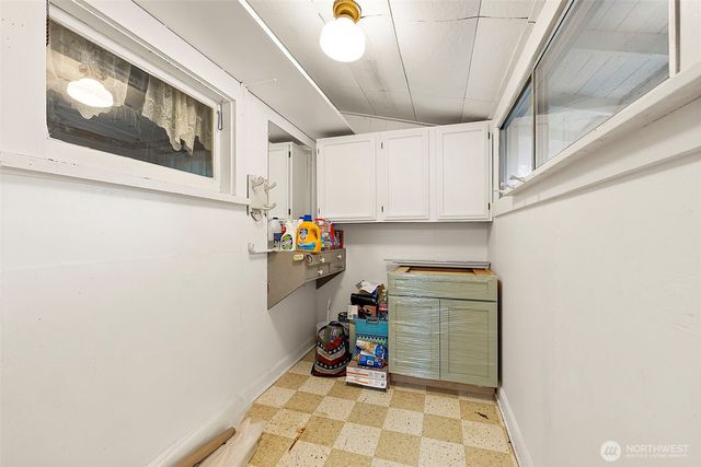 121 N Finch Creek Road, Hoodsport, WA 98548