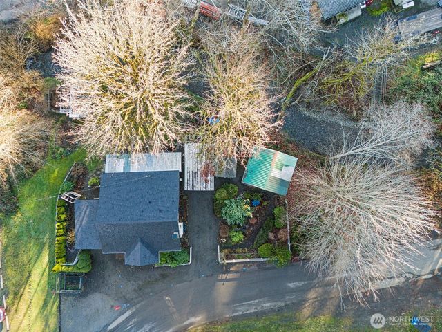 121 N Finch Creek Road, Hoodsport, WA 98548