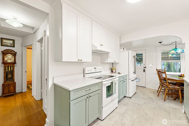 121 N Finch Creek Road, Hoodsport, WA 98548