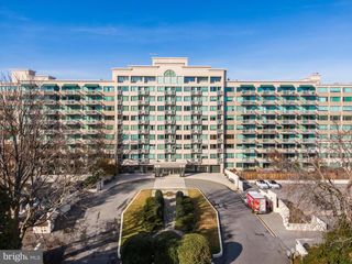 5450 WHITLEY PARK TER #209, Bethesda, MD 20814