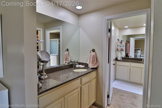 7309 Creek View Circle, West Bloomfield Charter Township, MI 48322