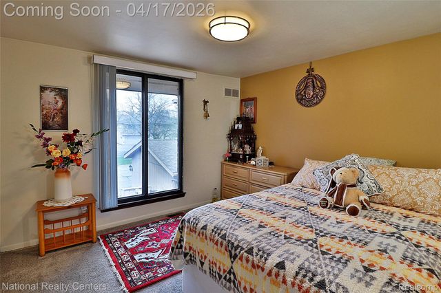 7309 Creek View Circle, West Bloomfield Charter Township, MI 48322
