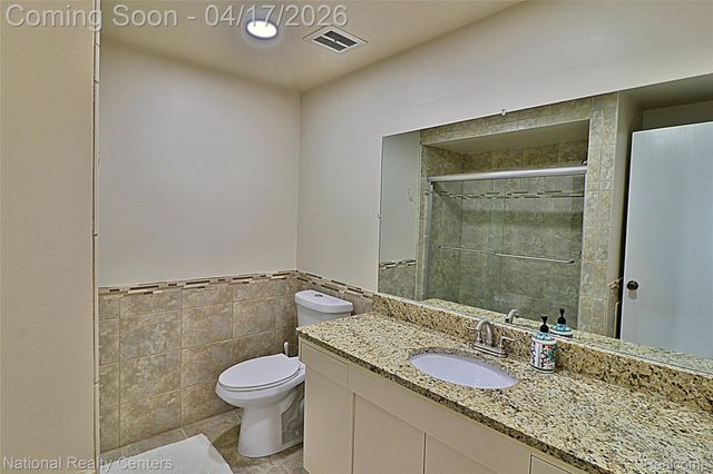 7309 Creek View Circle, West Bloomfield Charter Township, MI 48322