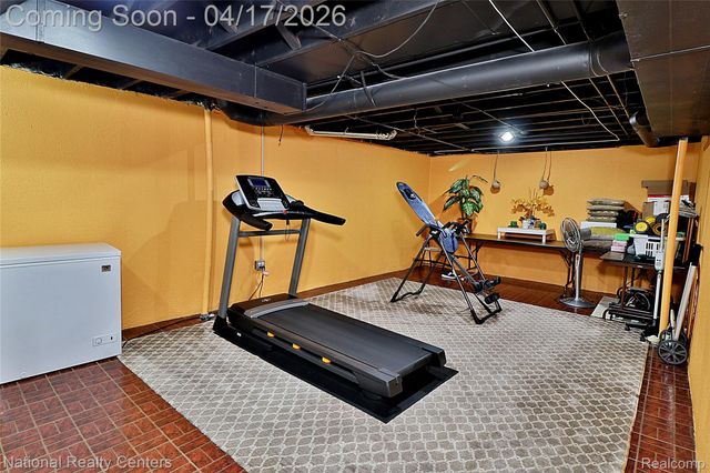 7309 Creek View Circle, West Bloomfield Charter Township, MI 48322