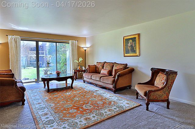 7309 Creek View Circle, West Bloomfield Charter Township, MI 48322