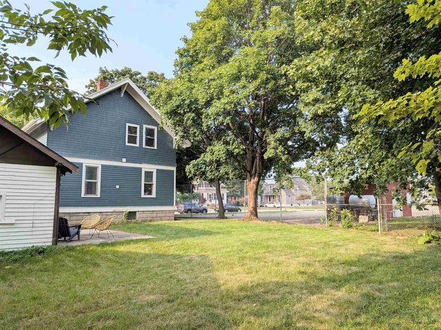 326 E SUMMER STREET, Appleton, WI 54911