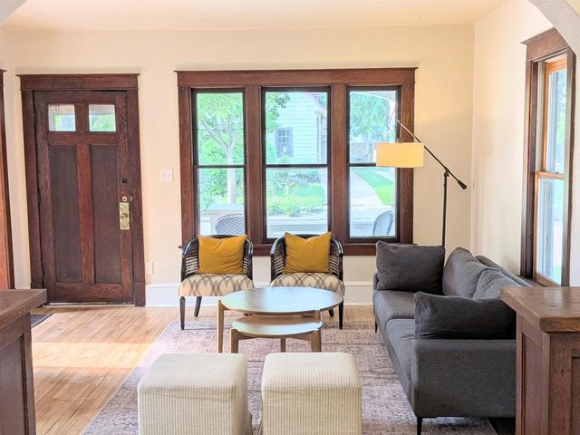 326 E SUMMER STREET, Appleton, WI 54911