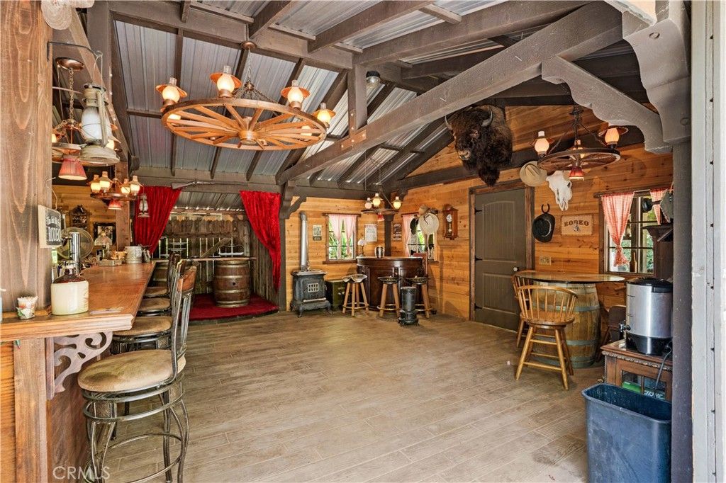 Image 25 of property listing at 31625 Ano Crest, Winchester, CA 92596