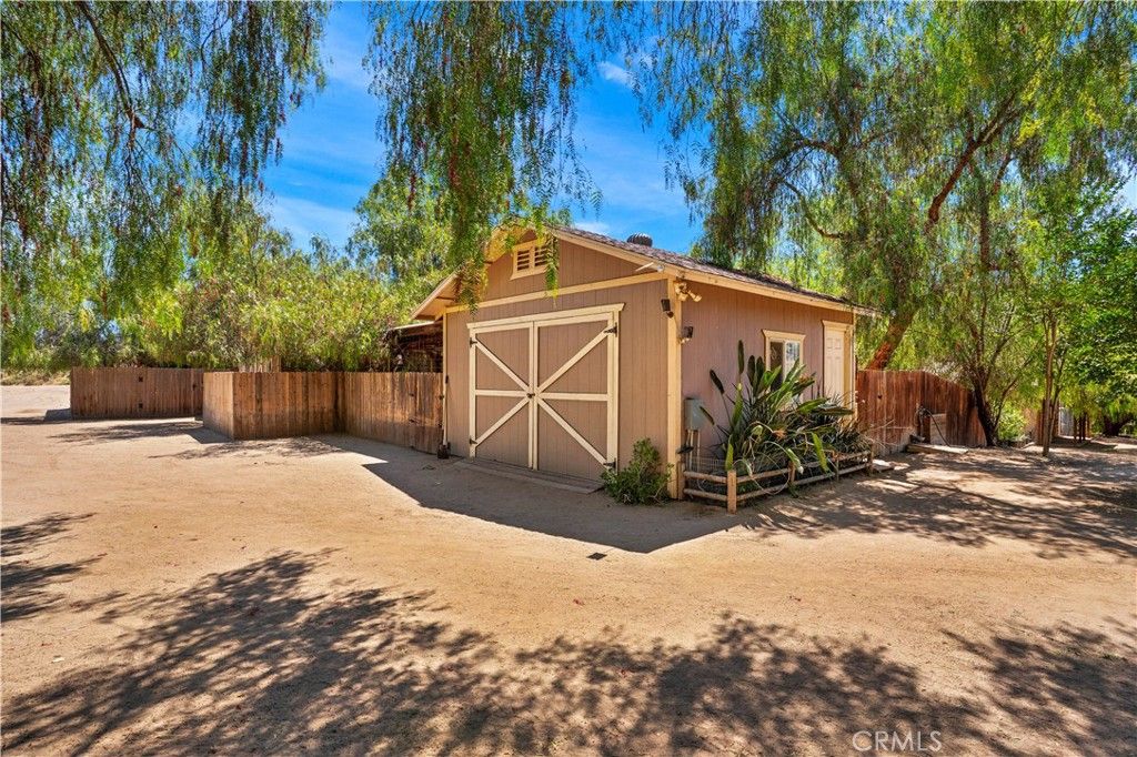 Image 50 of property listing at 31625 Ano Crest, Winchester, CA 92596
