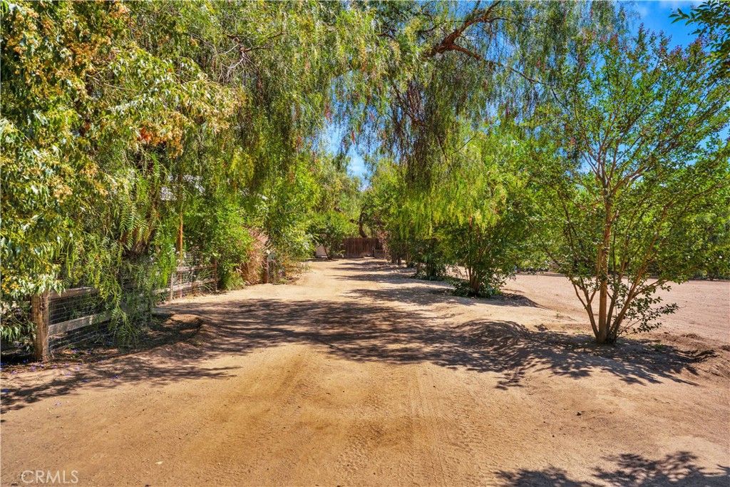 Image 68 of property listing at 31625 Ano Crest, Winchester, CA 92596