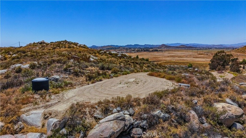 Image 69 of property listing at 31625 Ano Crest, Winchester, CA 92596