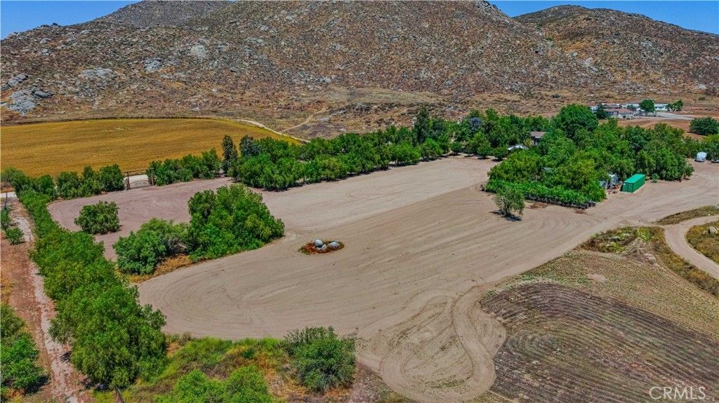 Image 70 of property listing at 31625 Ano Crest, Winchester, CA 92596