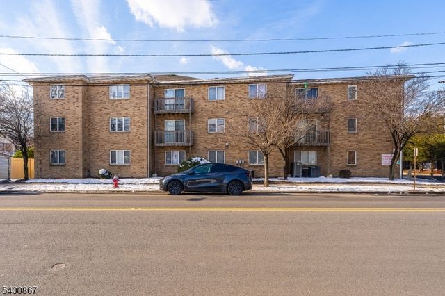 1250 N Broad St A1, Hillside Twp., NJ 07205