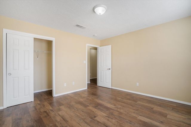 6823 LA ROCCA Road NW, Albuquerque, NM 87114