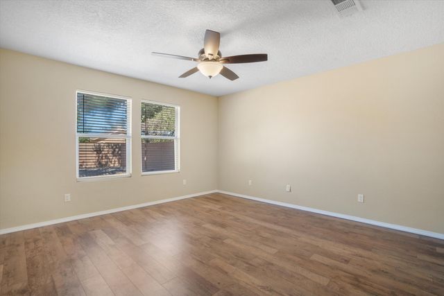 6823 LA ROCCA Road NW, Albuquerque, NM 87114