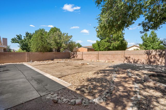 6823 LA ROCCA Road NW, Albuquerque, NM 87114