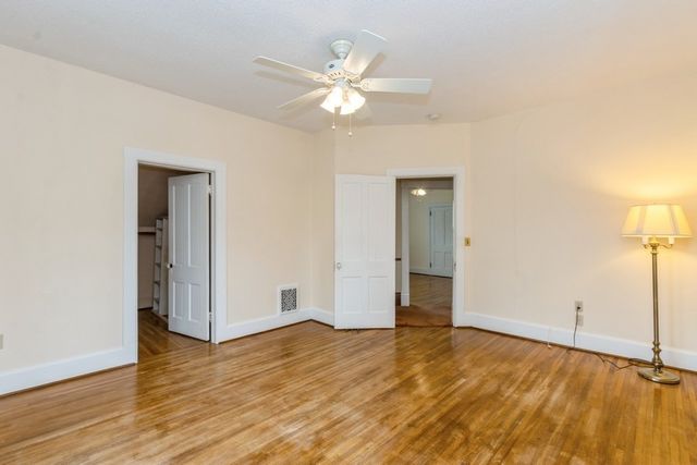 313 5th Avenue NW, Mt Vernon, IA 52314