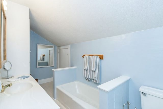 313 5th Avenue NW, Mt Vernon, IA 52314