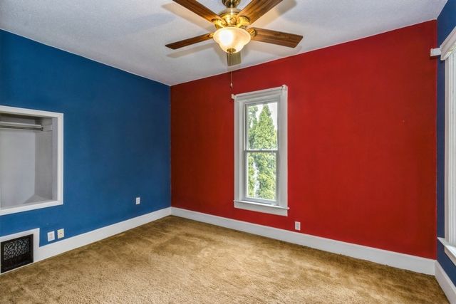 313 5th Avenue NW, Mt Vernon, IA 52314