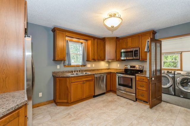 313 5th Avenue NW, Mt Vernon, IA 52314