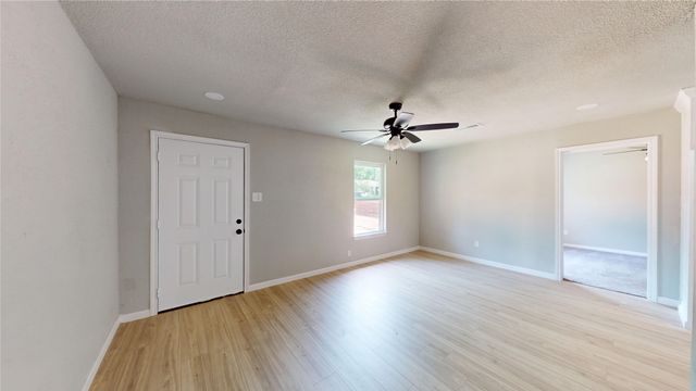 3725 Childress Street, Fort Worth, TX 76119