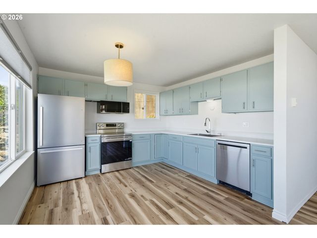 3549 Nw JETTY Ave, Lincoln City, OR 97367
