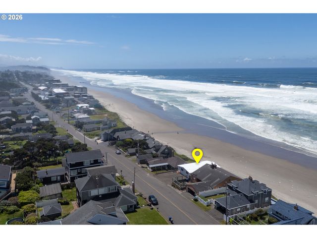 3549 Nw JETTY Ave, Lincoln City, OR 97367