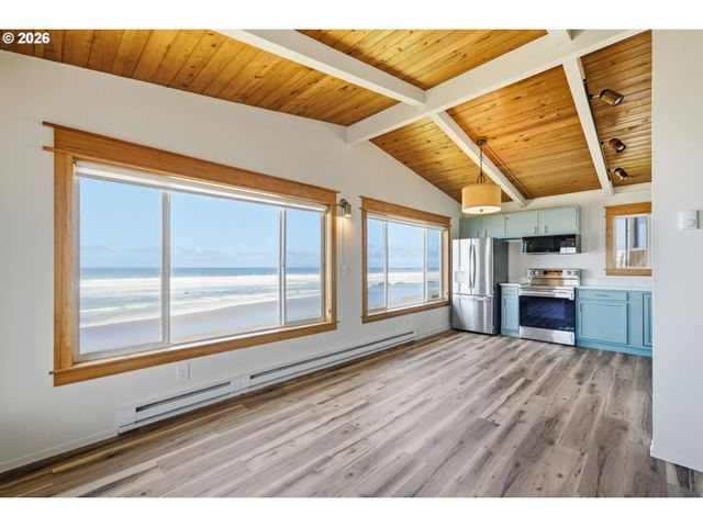 3549 Nw JETTY Ave, Lincoln City, OR 97367
