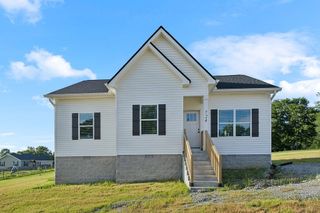 698 Miriah Dr, Mcminnville, TN 37110