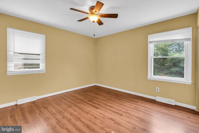 153 WEBB RD, Absecon, NJ 08201