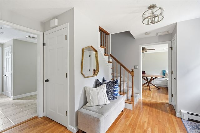17 Hammer Hook Dr, Hanover, MA 02339