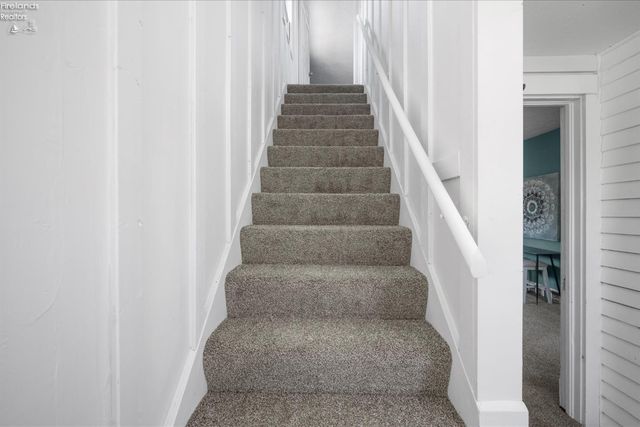 5805 Fryer Avenue, Toledo, OH 43615