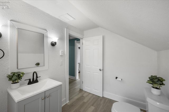 5805 Fryer Avenue, Toledo, OH 43615