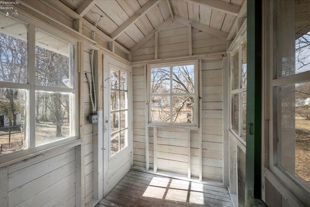 5805 Fryer Avenue, Toledo, OH 43615